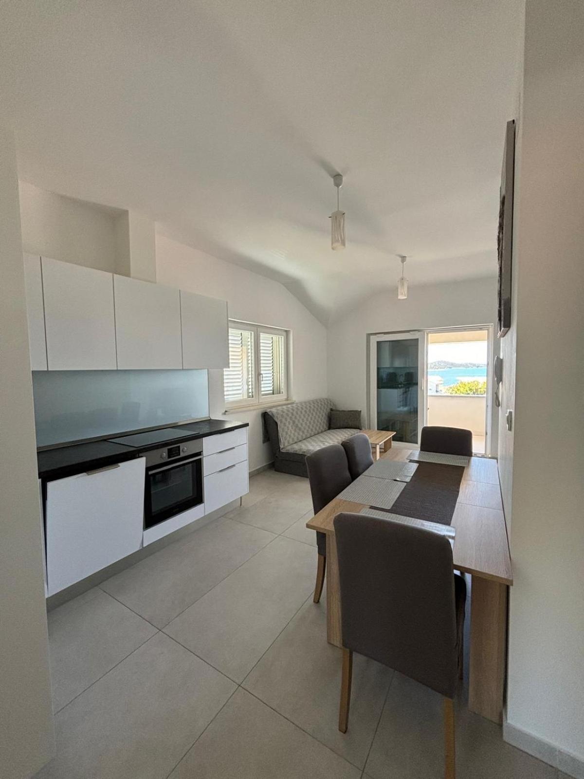Sea View Apartments Жаборич Экстерьер фото