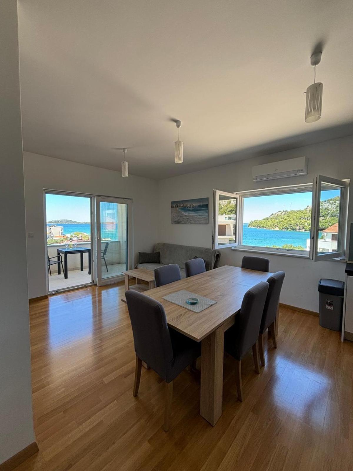 Sea View Apartments Жаборич Экстерьер фото