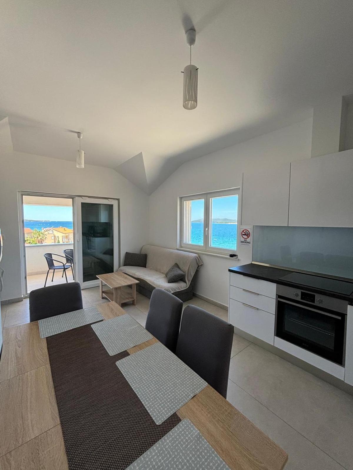 Sea View Apartments Жаборич Экстерьер фото